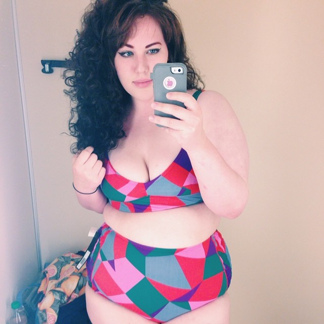 Chubby hottie exgf fan image