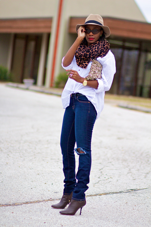 Classic-White-Button-Down-Shirt-Fashion-Police-Nigeria