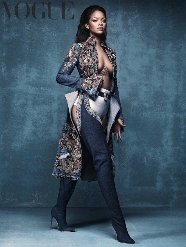 Rihanna S Uk Vogue Cover Is As Steamy As Rihanna Fpn