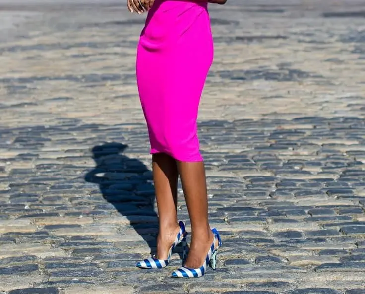 African woman wearing a pair of kitten heels - Fashion Police Nigeria