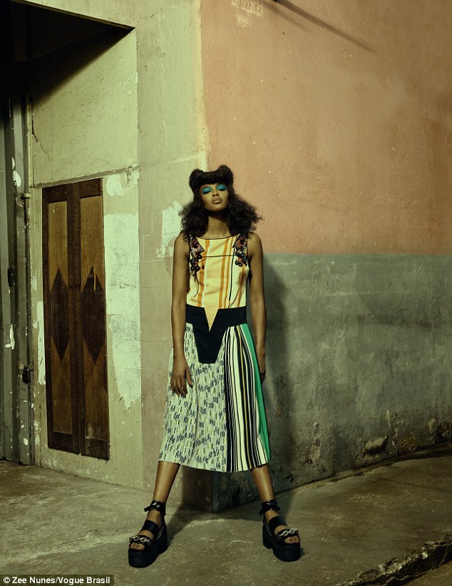 Naomi-Campbell-Vogue-Brazil's-Anniversary-Edition-FashionPoliceNigeria-3
