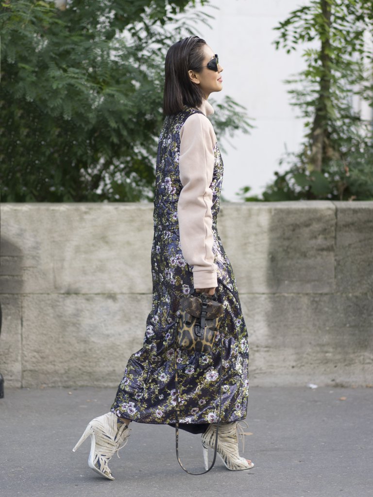 street-style-paris-fashion-week-spring-2017-fashionpolicenigeria-006