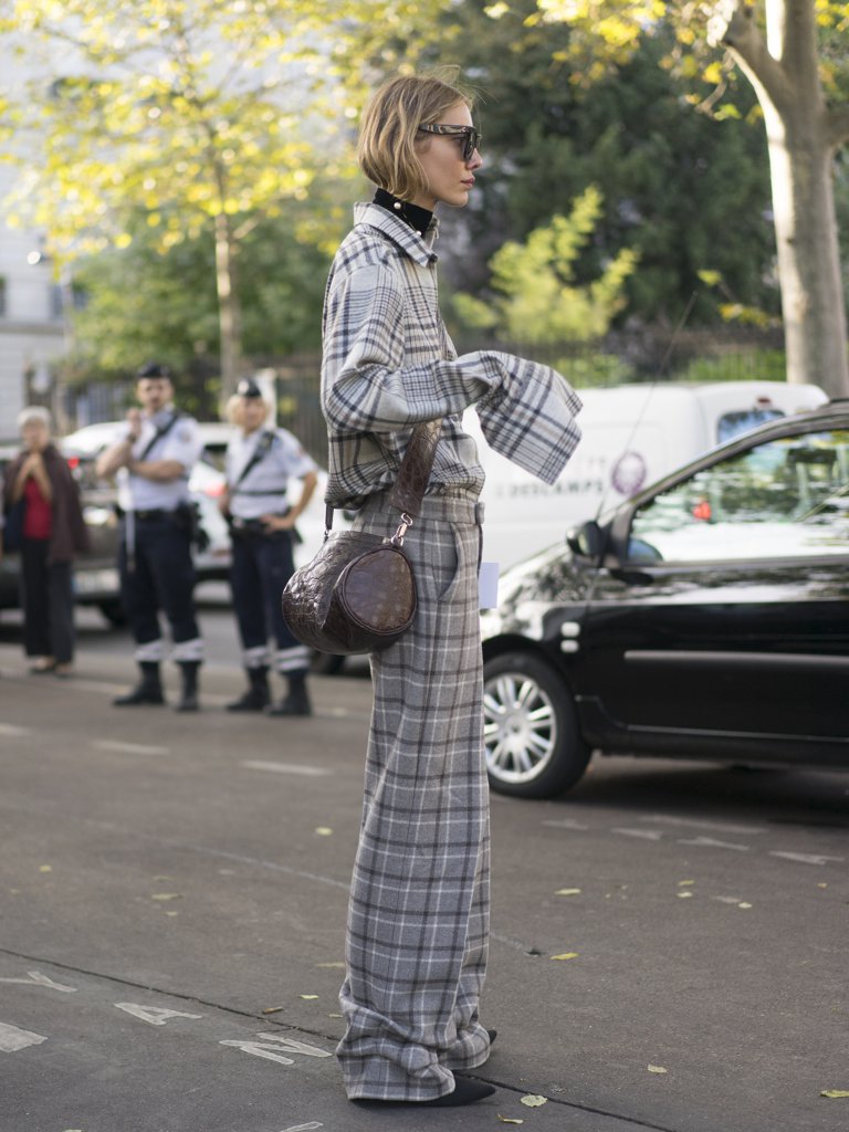 street-style-paris-fashion-week-spring-2017-fashionpolicenigeria-007