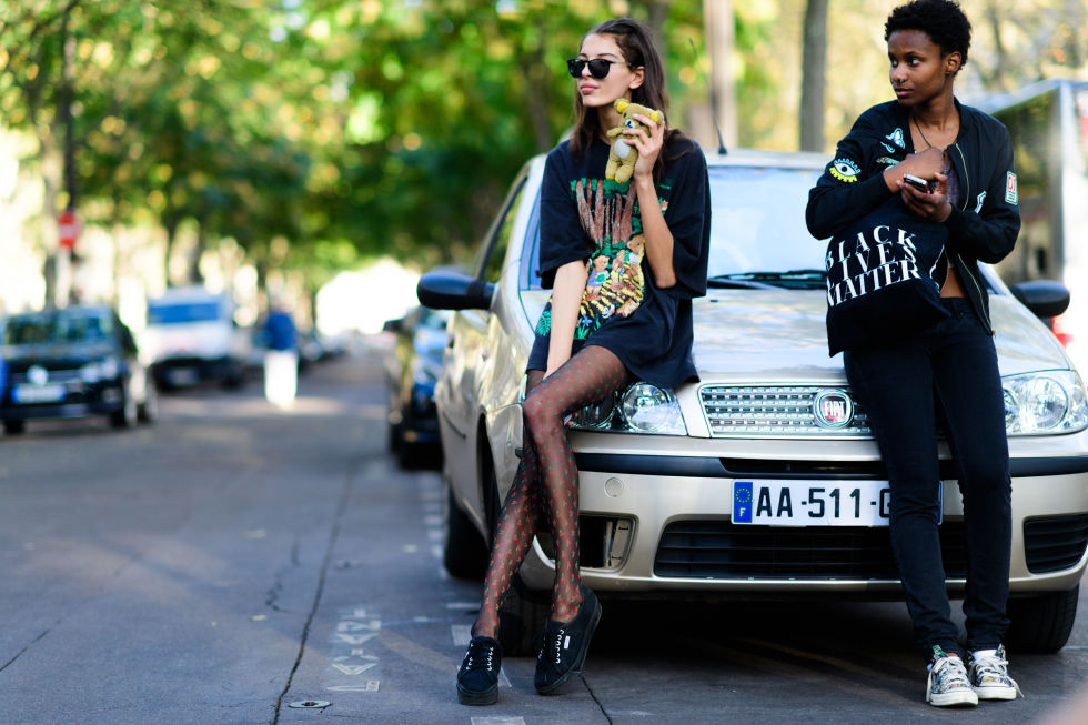 street-style-paris-fashion-week-spring-2017-fashionpolicenigeria-068