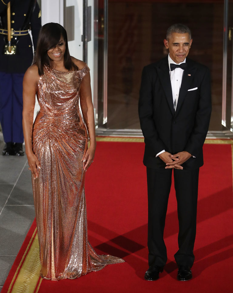 michelle-obama-chainmail-atelier-versace-gown-state-dinner-fashionpolicenigeria-7