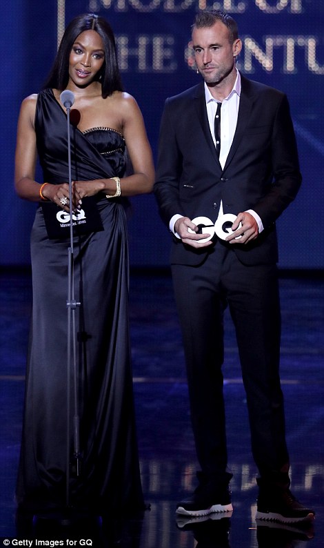 naomi-campbell-german-gq-men-of-the-year-awards-berlin-germany-fashionpolicenigeria-5