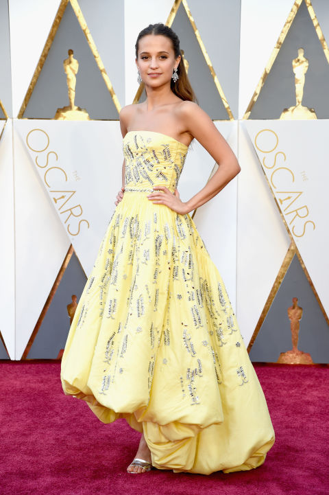 alicia-vikander-louis-vuitton-gown-google-most-search-oscar-gowns-2016-fashionpolicenigeria