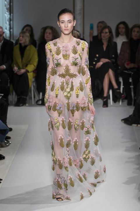 Haute-Couture-Week-Spring-2017-Giambattista-Valli-Fashionpolicenigeria-1