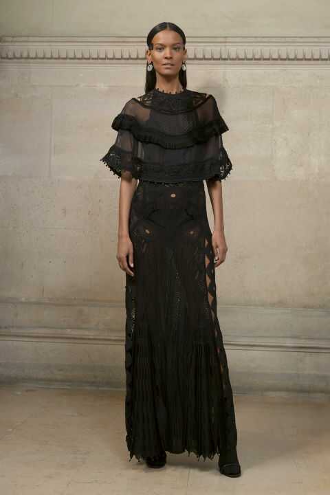 Haute-Couture-Week-Spring-2017-Givenchy-Fashionpolicenigeria-5