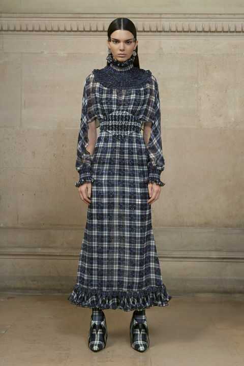 Haute-Couture-Week-Spring-2017-Givenchy-Fashionpolicenigeria-8