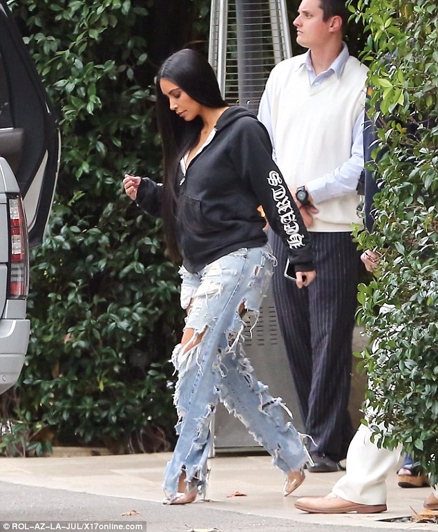 kim-kardashian-shredded-jeans-fashionpolicenigeria-1