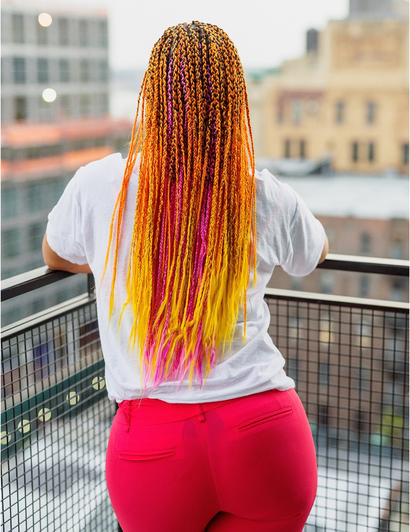 alicia-keys-orange-pink-braids-hairstyle-fashionpolicenigeria