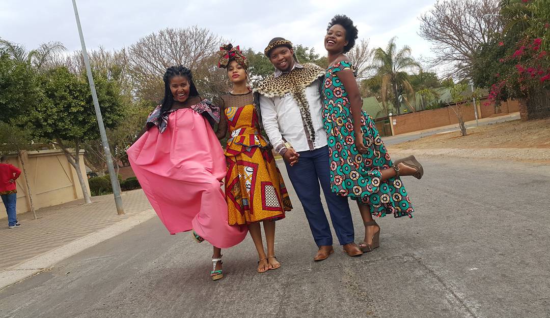 zulu-groom-zambian-bride-traditional-wedding-ankara-dress