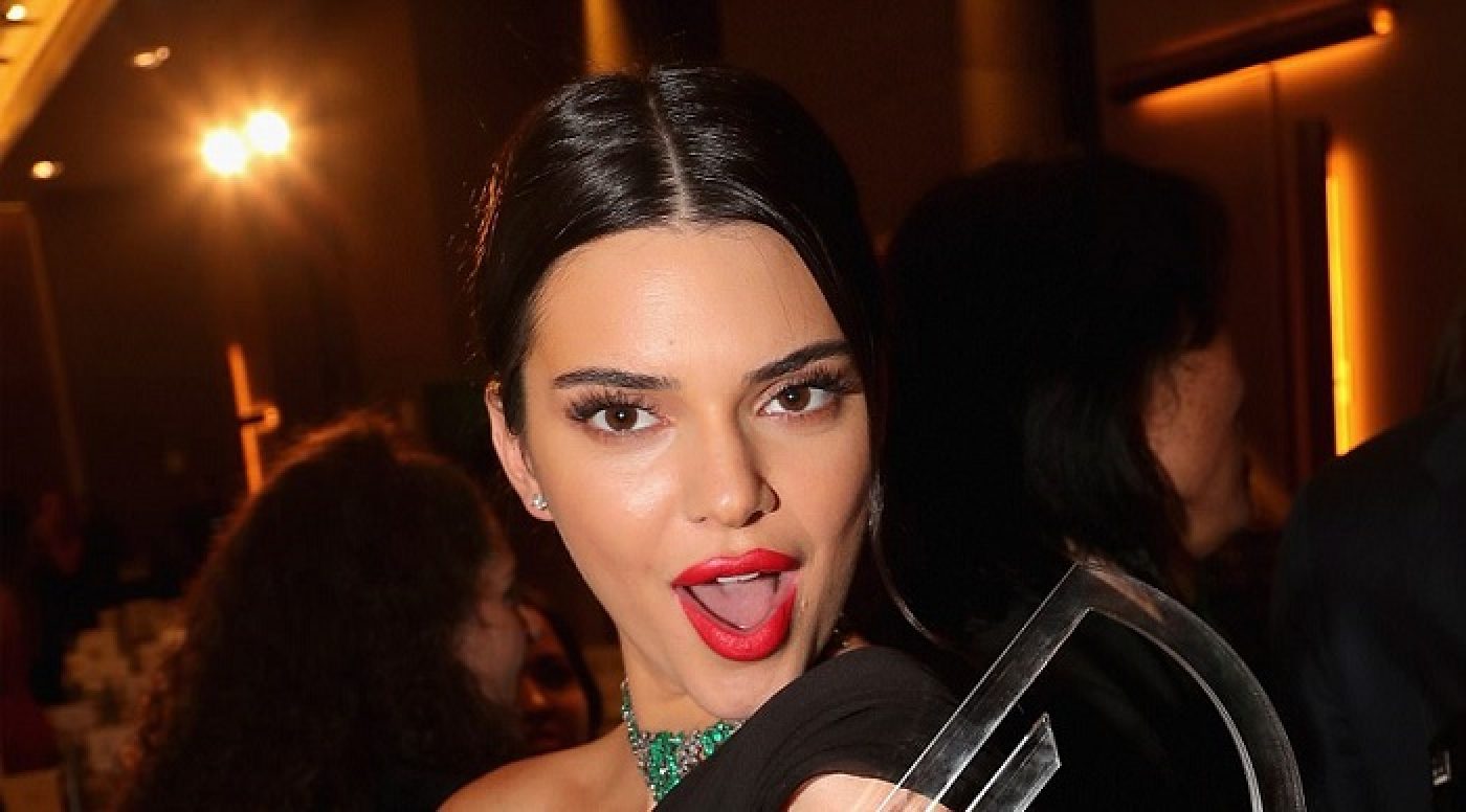 Kendall Jenner Awarded The Fashion Icon Of The Decade FPN