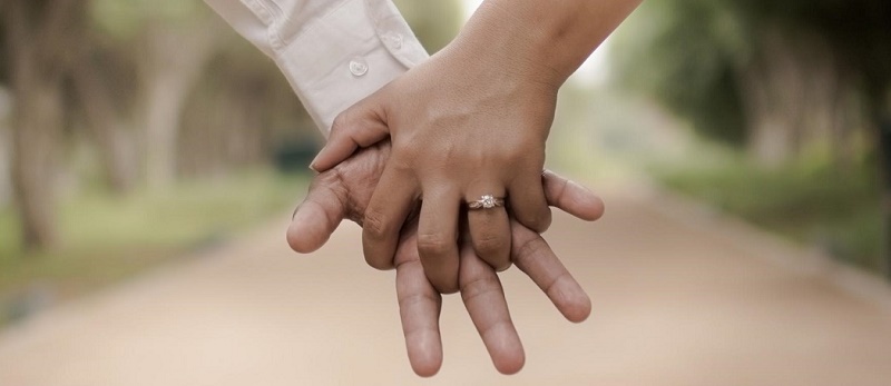 How To Buy The Perfect Engagement Ring