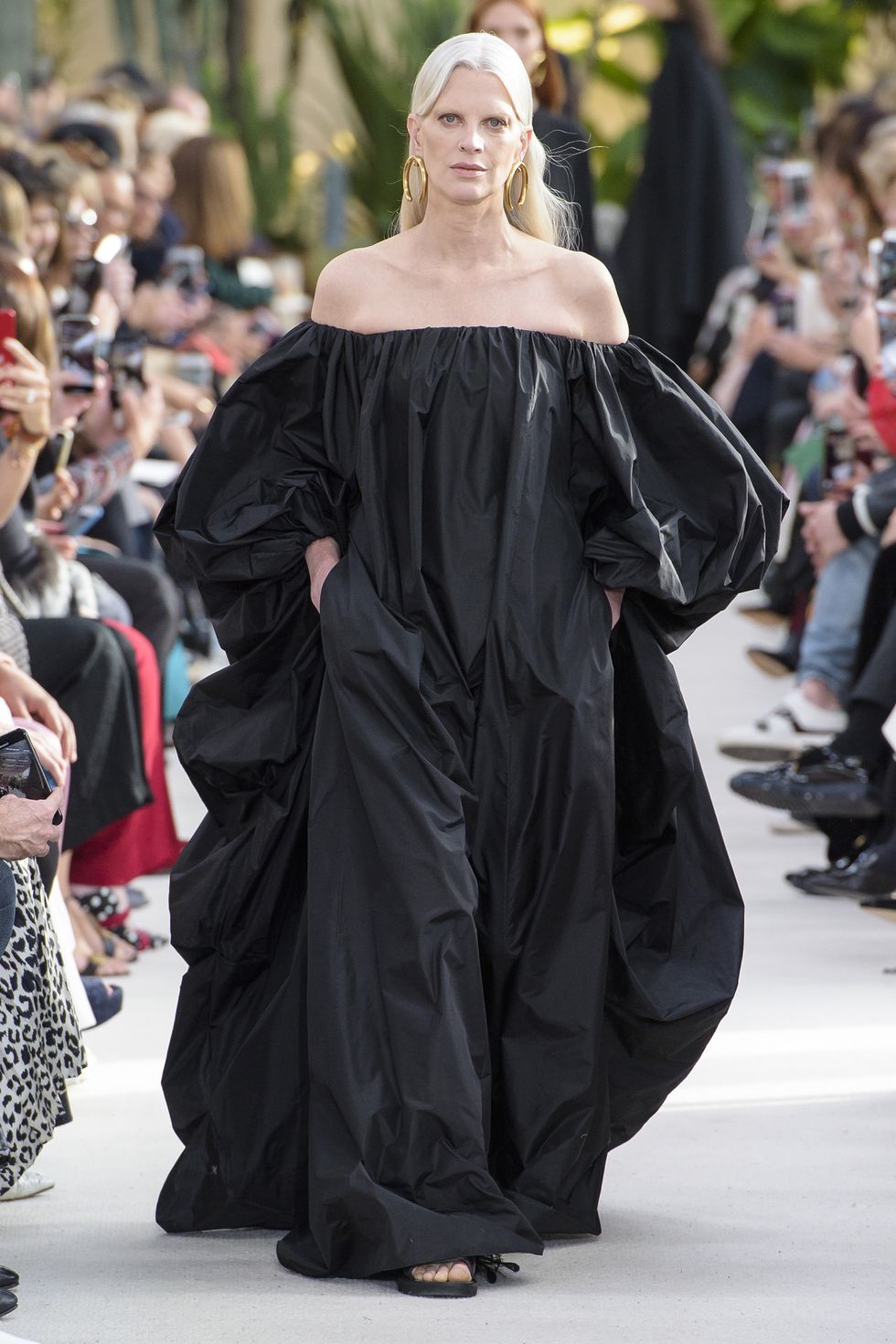 Runway-Looks-Paris-Fashion-Week-SS19