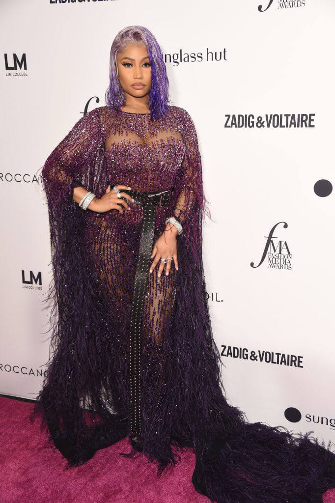 Nicki_Minaj_Dress_Hair-Matching_Trend