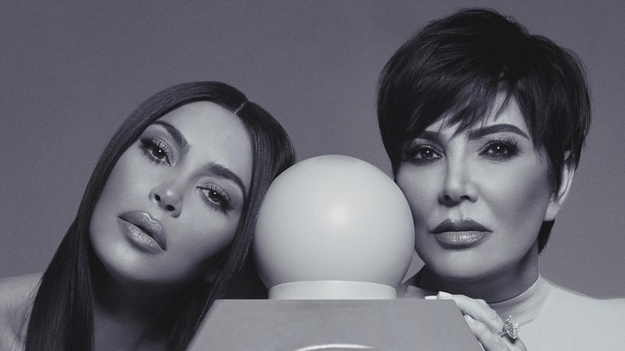 Kim Kardashian And Kris Jenner Are Releasing A New Kkw Fragrance For 6454