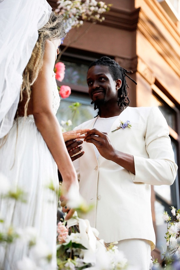Jonathan Singletary Marries Elaine Welteroth In An Outdoor Wedding