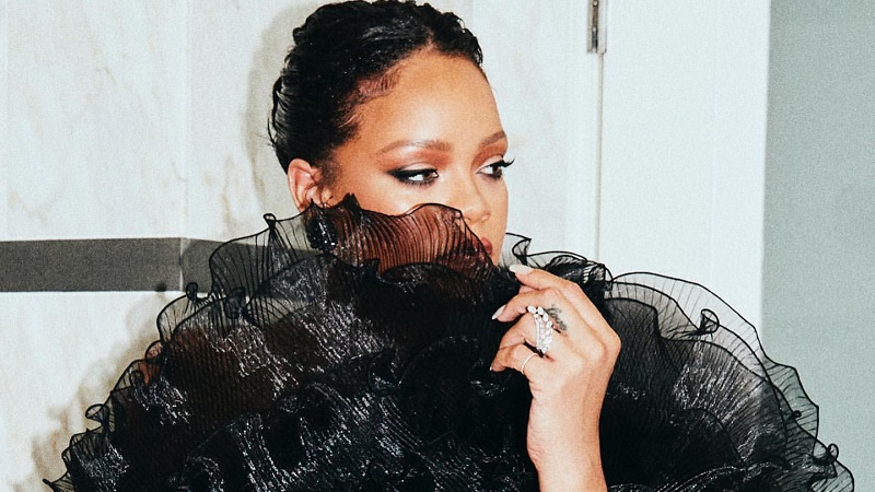 Rihanna support blacklivesmatter protest