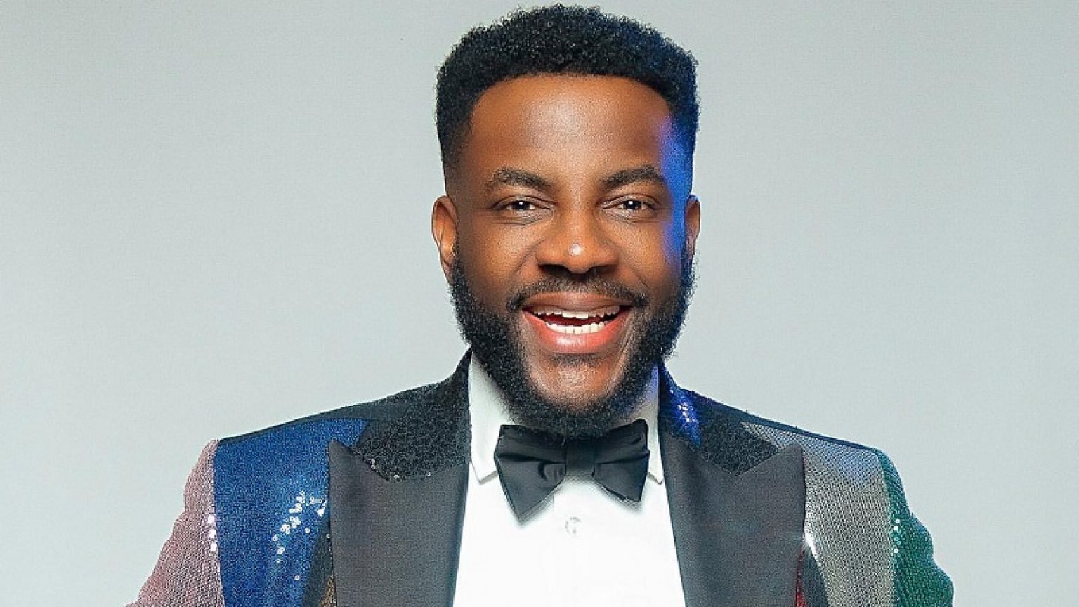 Ebuka Obi Wore The Perfect Sequined Jacket To End The 2020 BBNaija ...