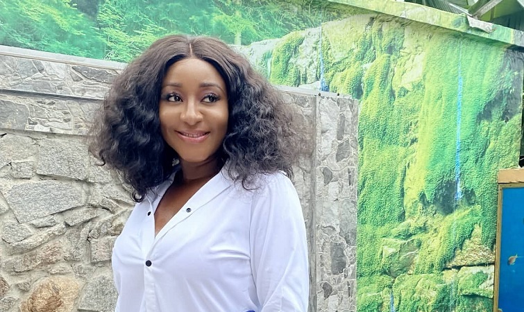 Ini Edo Wore a Dress With Wings and She Twirls to Show it Off