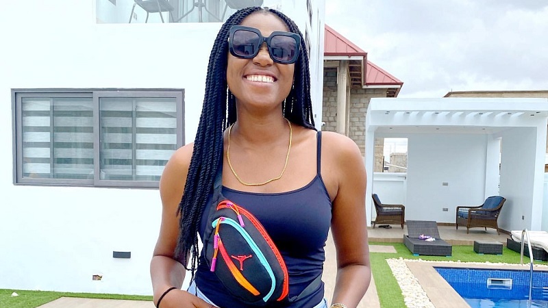 yvonne-nelson-no-pants-shirt-look