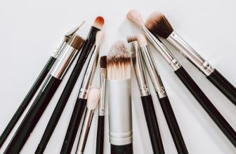 The Ultimate Guide To Different Makeup Brushes