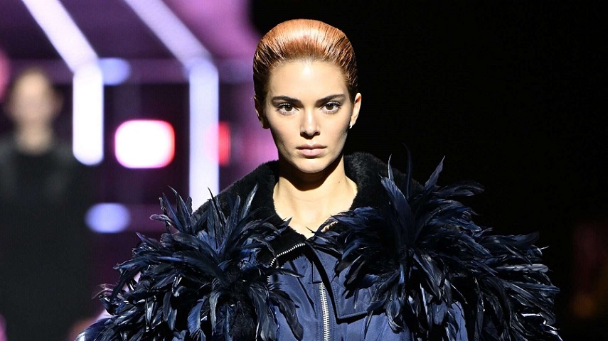 Kendall Jenner Walking Prada Show Milan Fashion Week Fall 2022