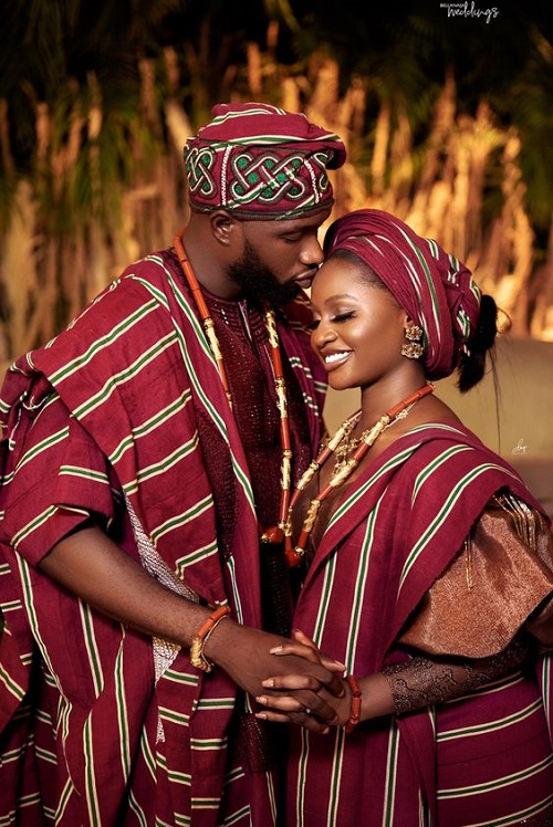 Traditional wedding attire in yoruba outlet land