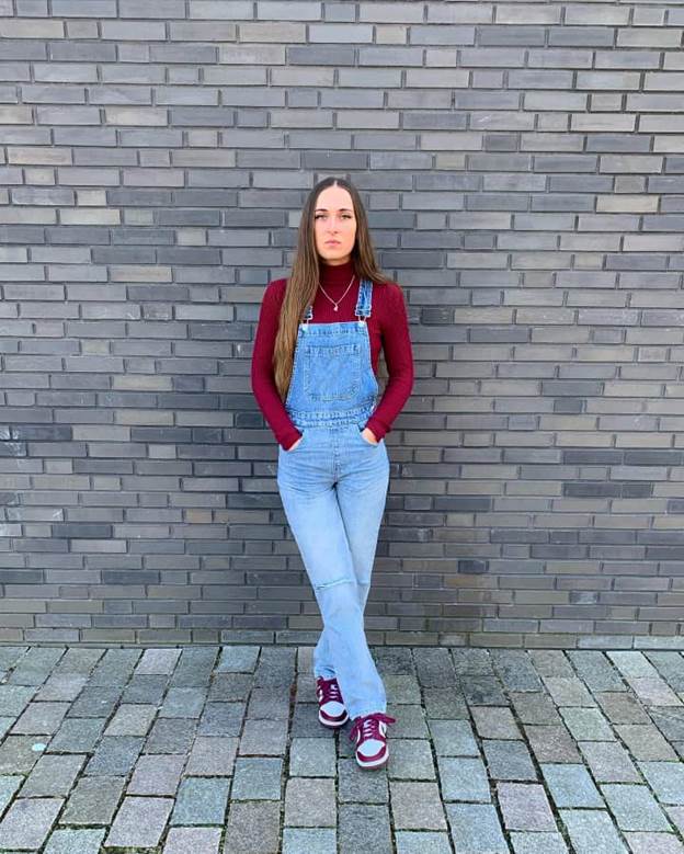 Trendy Outfit Ideas wtih Dungarees - Styles Weekly