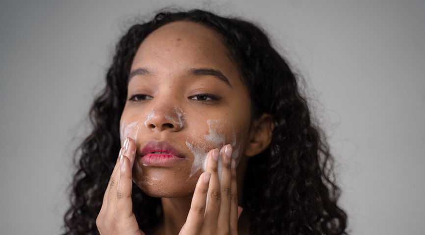 African American Woman Face Wash Image