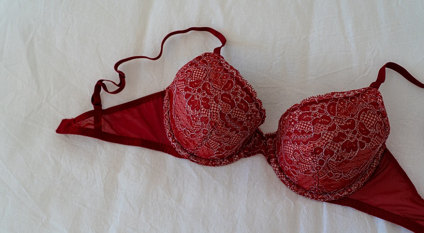 Red Bra Image - Fashion Police Nigeria