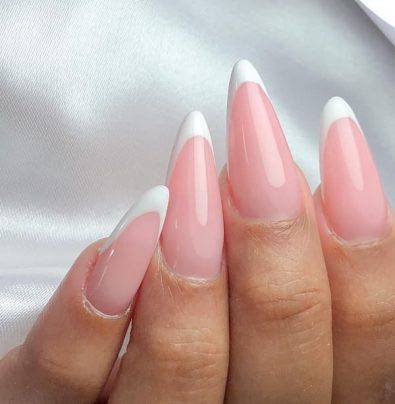 Almond-Shaped Nail Design Ideas