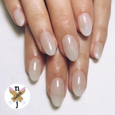 Almond-Shaped Nail Design Ideas