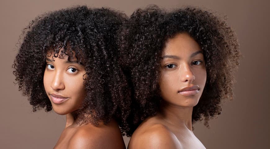 portrait-beautiful-black-women-posing-together-on-curly-hair-fashion-police-nigeria