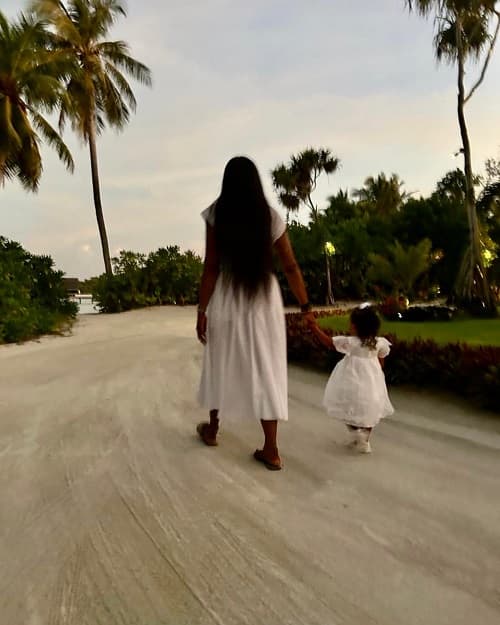 Naomi Campbell and Daughter matching outfit