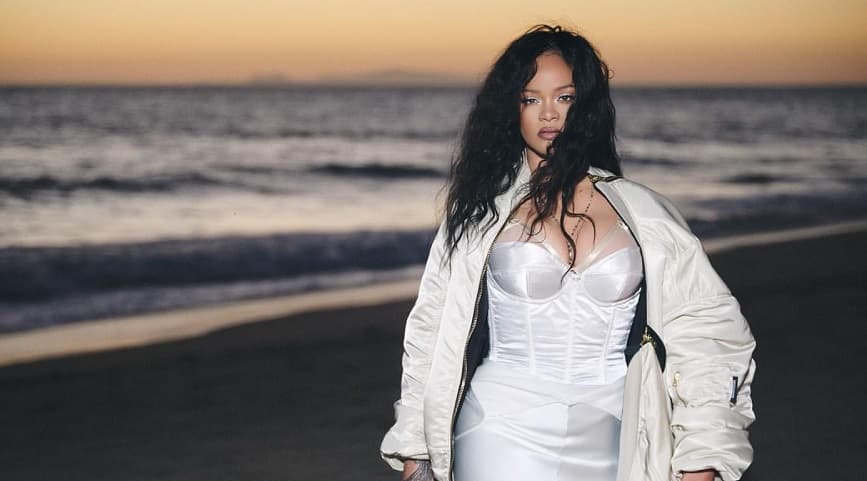 Rihanna teases video ahead of her upcoming Superbowl Halftime show 2023