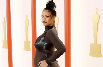Rihanna's Baby Bump Dressing is a Different Approach at The Oscars