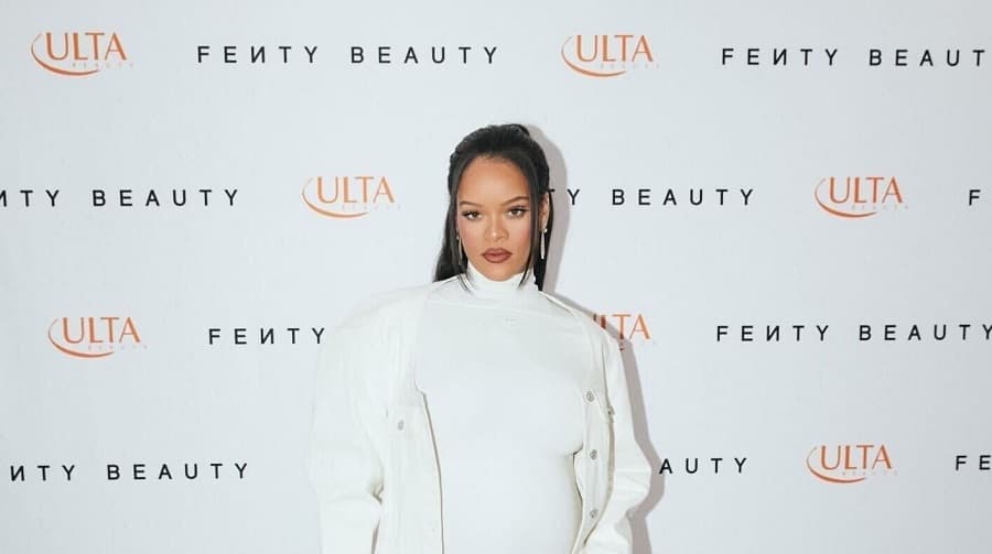 Rihanna all-white outfit Fenty Beauty glass slipper launch - Fashion Police Nigeria