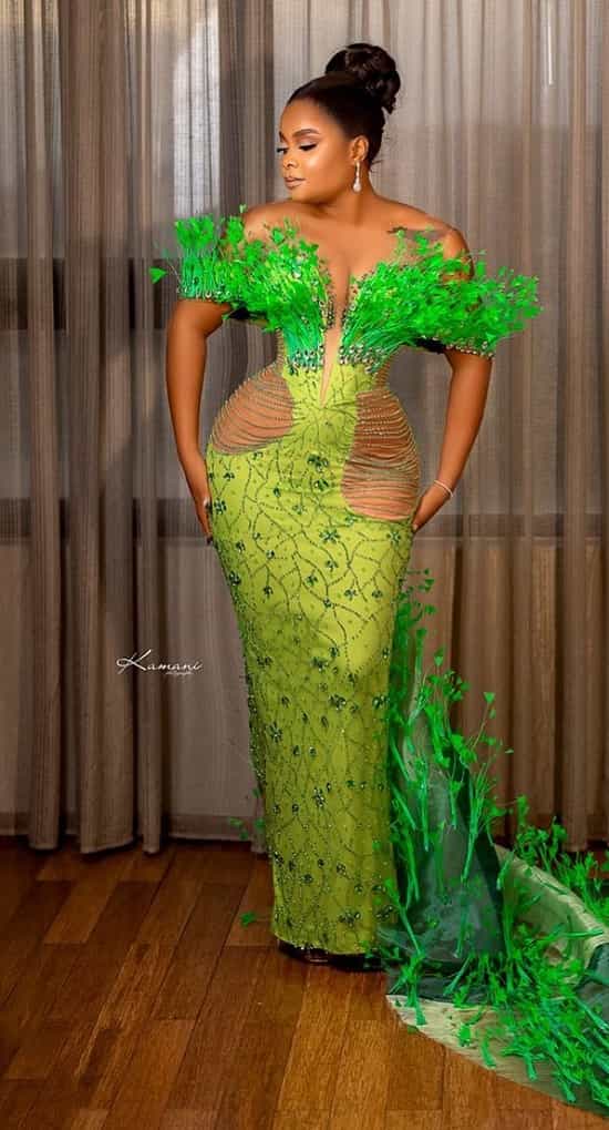 Bimbo Ademoye wins best actress in comedy at the 2023 Africa Magic Viewers Choice Awards - Fashion Police Nigeria