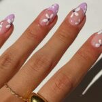 Daisy floral nails photo - Fashion Police Nigeria