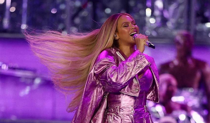 Beyonce Gave a Chic Twist to the Barbiecore Trend in an All-Pink ...