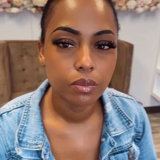 African American woman brow tinting photo - Fashion Police Nigeria