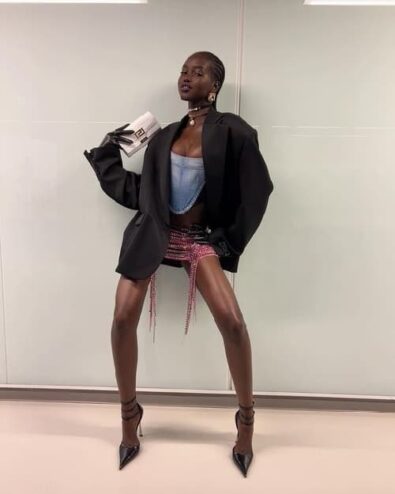 Photo of fashion model posing for Instagram-perfect picture - Fashion Police Nigeria