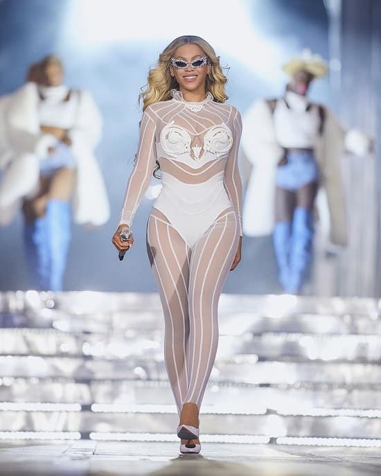 Beyonce wears a white catsuit by Israeli designer Alon Livne during Boston Renaissance tour wardrobe - Fashion Police Nigeria