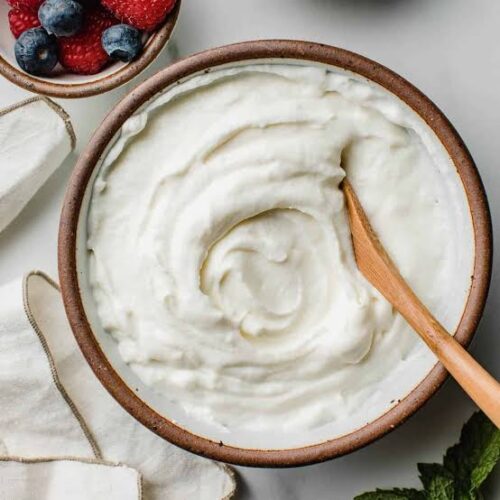 Yogurt DIY for healthy skin photo