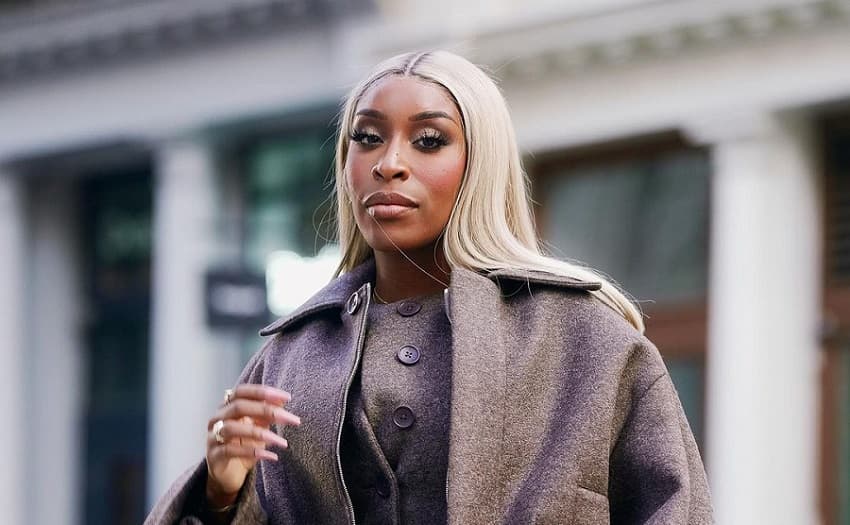 Jackie Aina Gives Fans A Tour Of Her Mansion