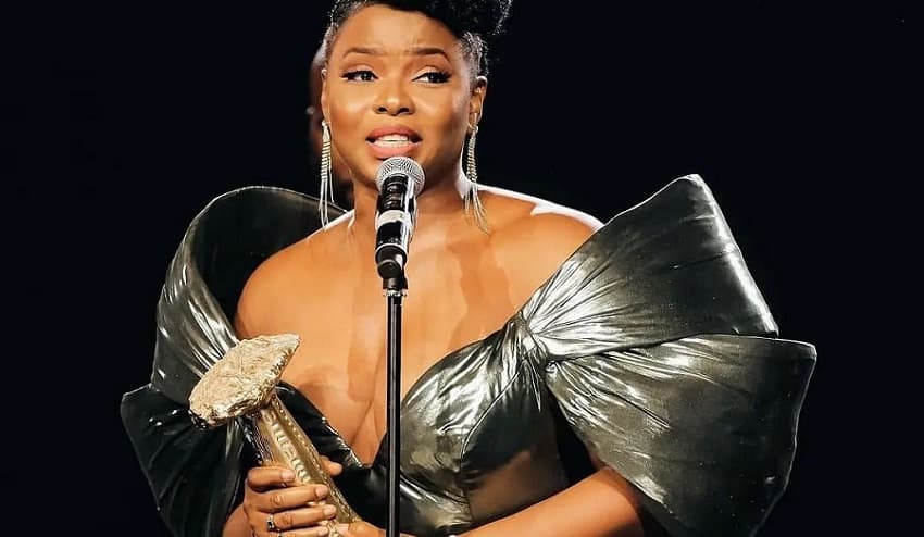 Yemi Alade-won best music video at the Trace Awards 2023 - Fashion Police Nigeria