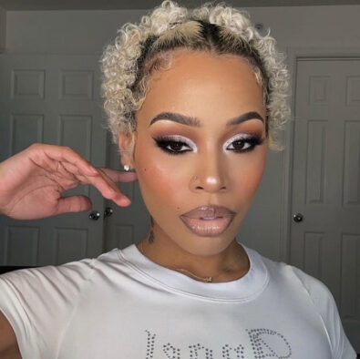 Photo of African American woman bleached black hair to blonde 